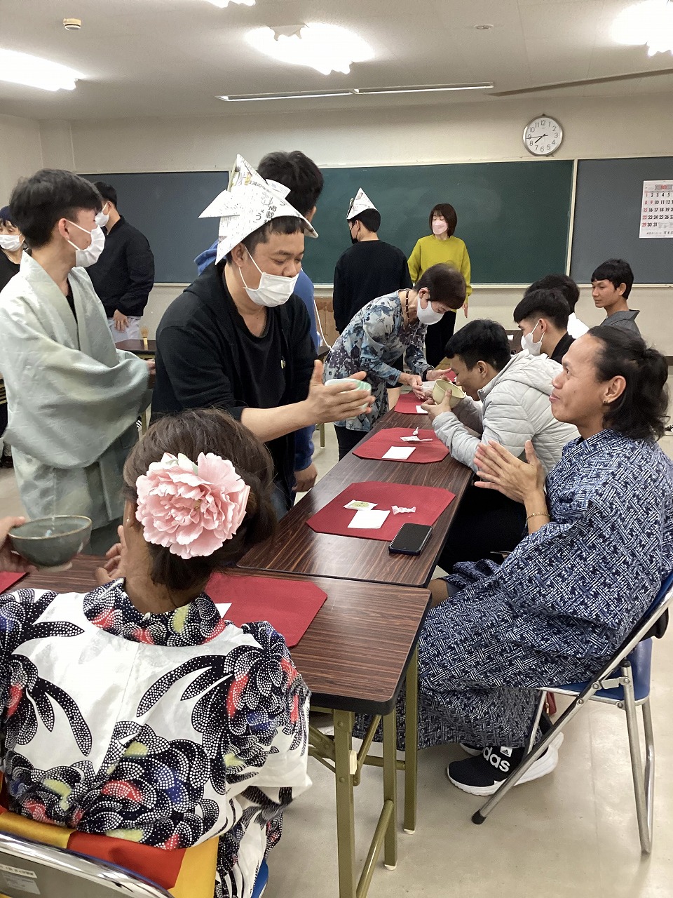令和５年度お茶体験の様子