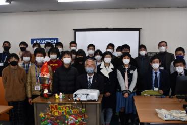 目が不自由な人のために、掲載する画像の説明を記載してください。