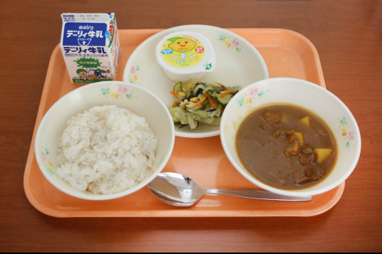 給食の例