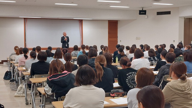 挨拶をする大塚市長