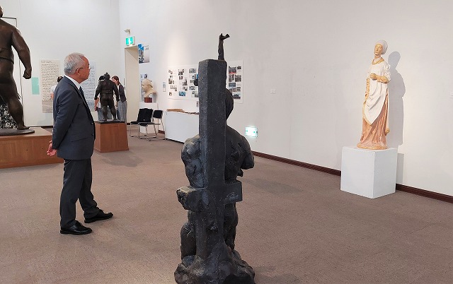 片山さんの作品を鑑賞