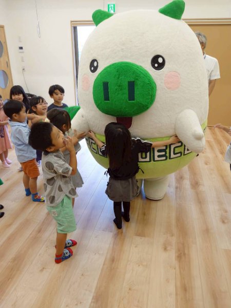 新生第二こども園エコトン記念写真 新生第二こども園エコトン記念写真