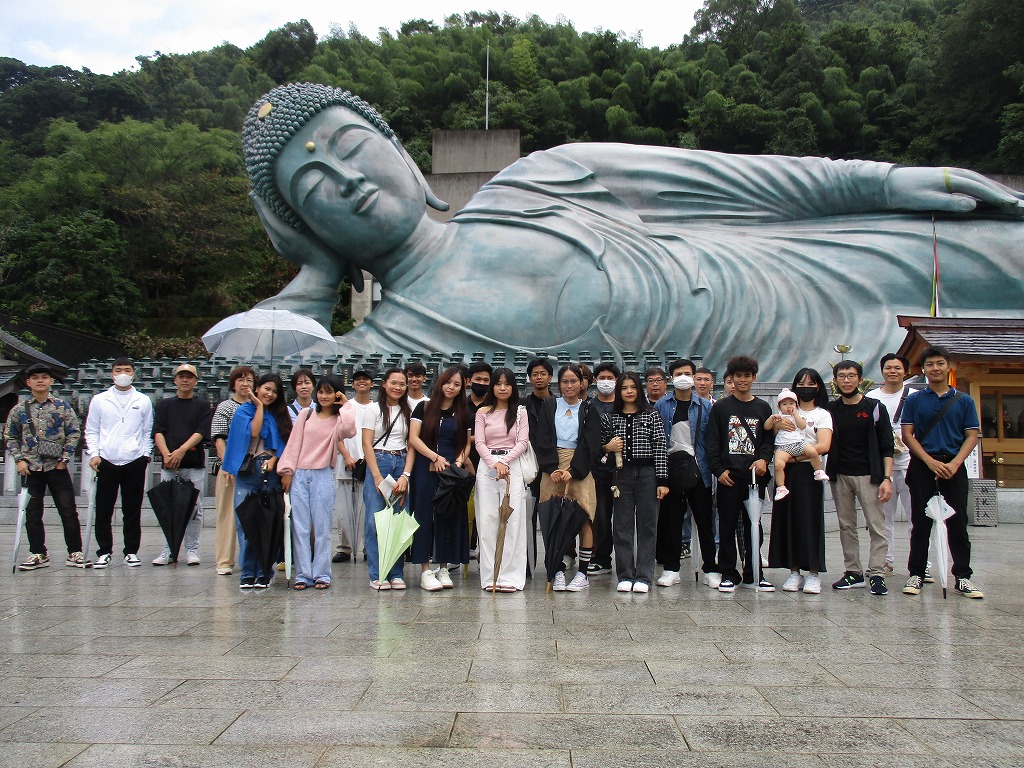 目が不自由な人のために、掲載する画像の説明を記載してください。