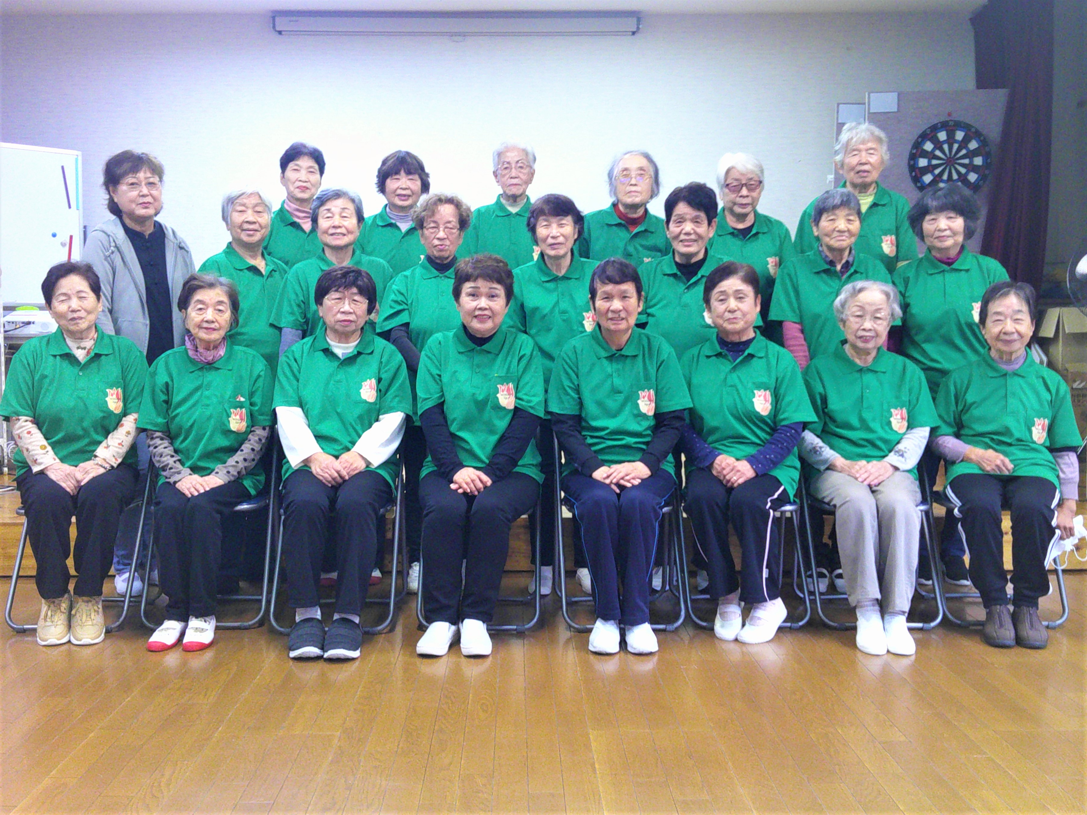 ①仲良しグループ（ニコニコ）です！