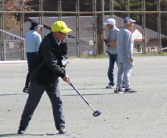 ②「ホールインワン入ったぞ！」