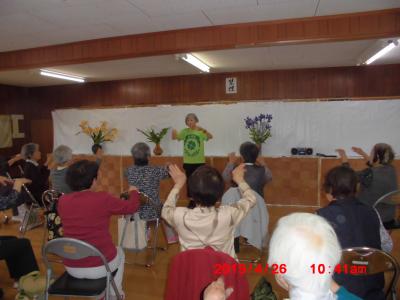 みんなで、健康体操。