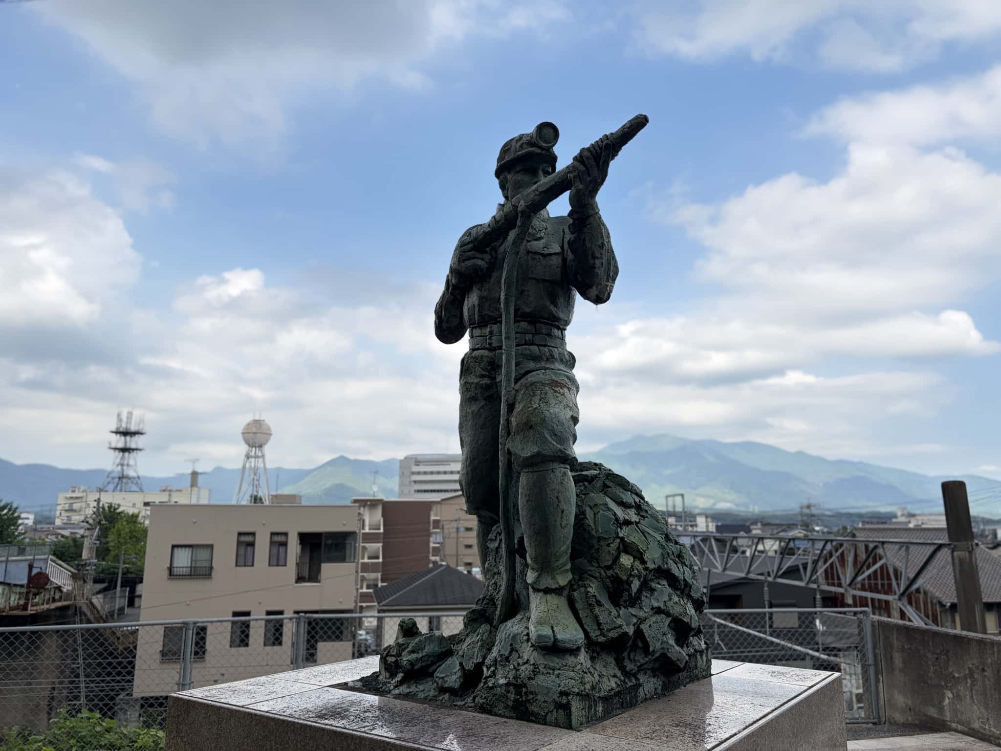 坑夫の像
